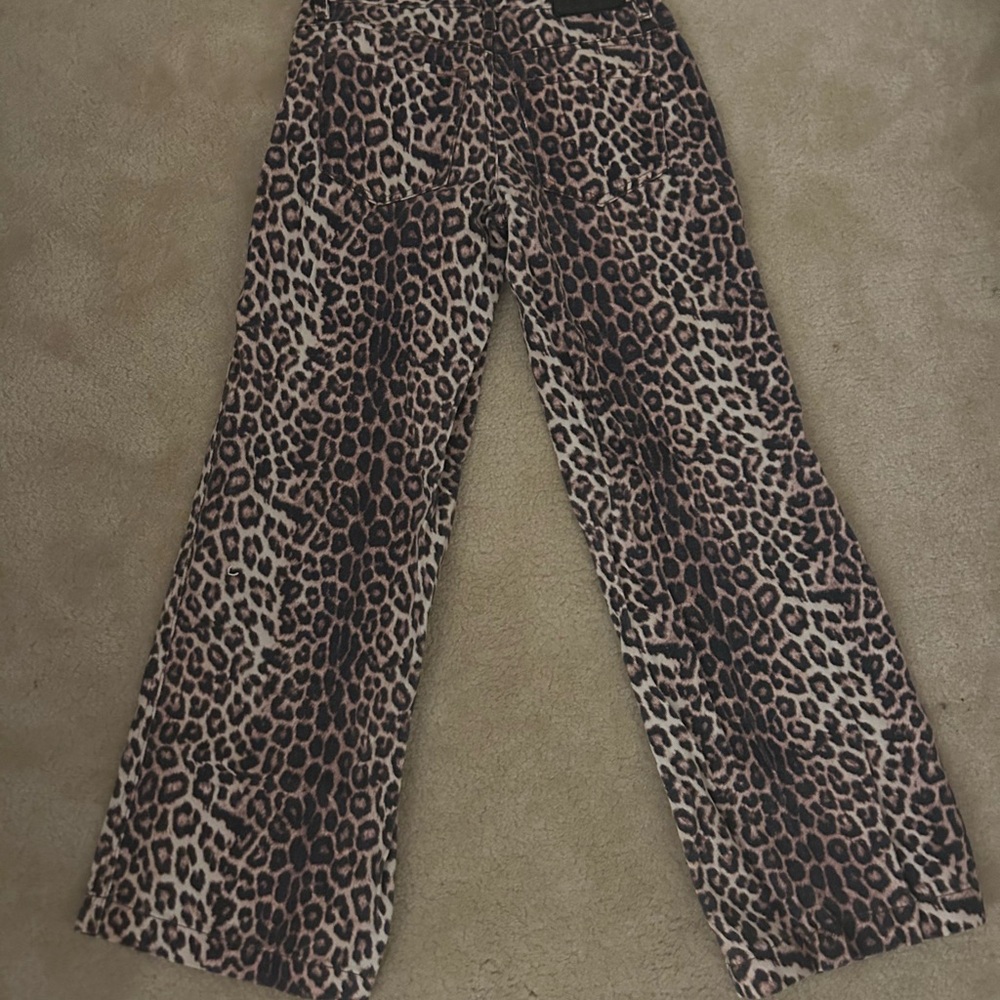 Pacsun Leopard print low rise jeans